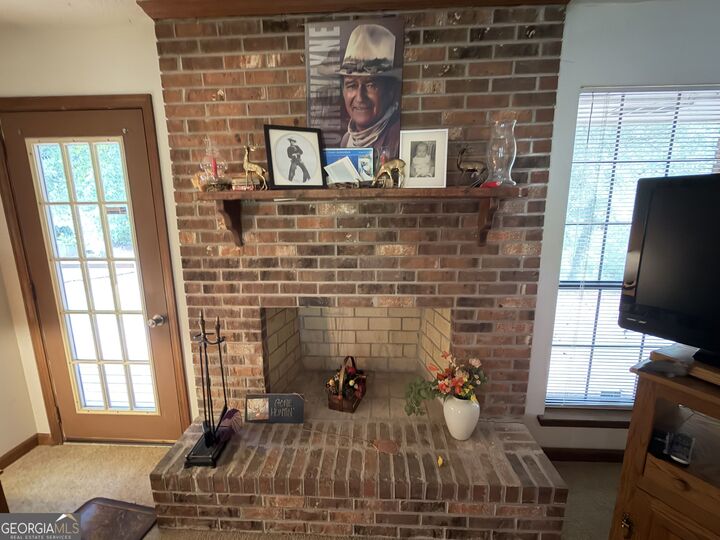 Property Photo: 131 Meadow Ridge Drive GA 30281