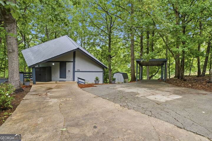 Property Photo:  3304 The Trail Road  GA 30501 