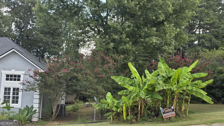 Property Photo:  1475 Yorktown Drive  GA 30043 
