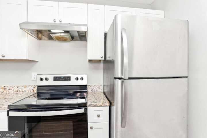 Property Photo:  221 Whipporwill Way  GA 30274 
