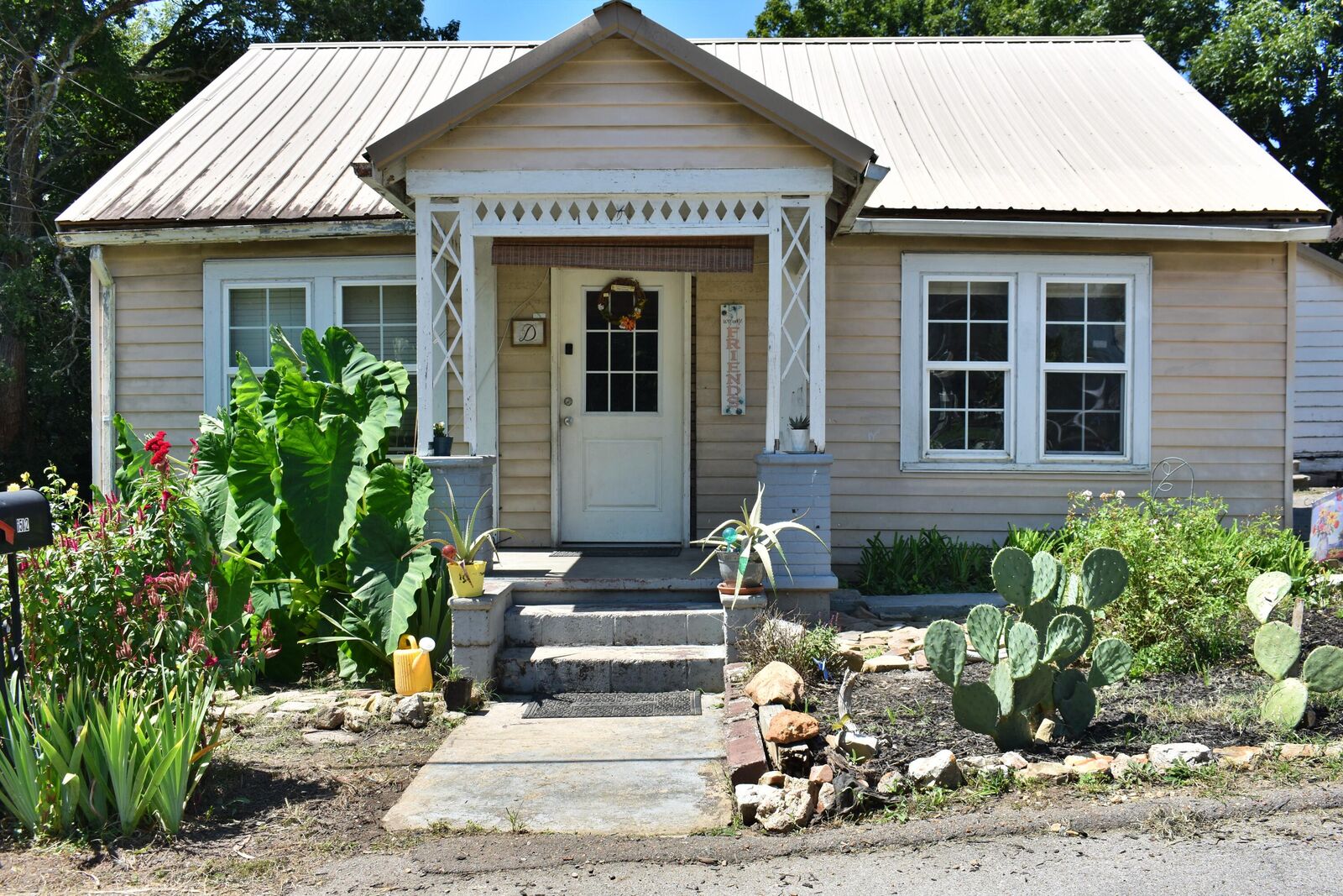 Property Photo: 1512 Adams Street TN 37303