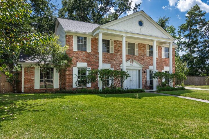 Property Photo:  906 Glouchester Lane  TX 77073 