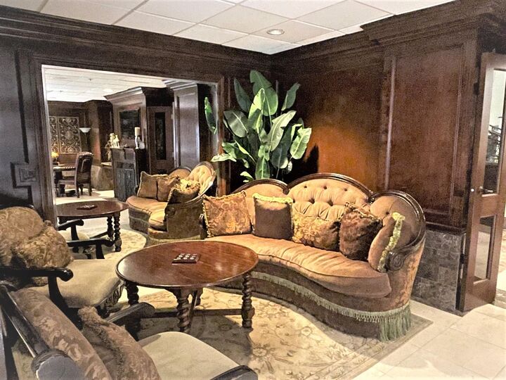 Property Photo: 3525 Sage Road 404 TX 77056