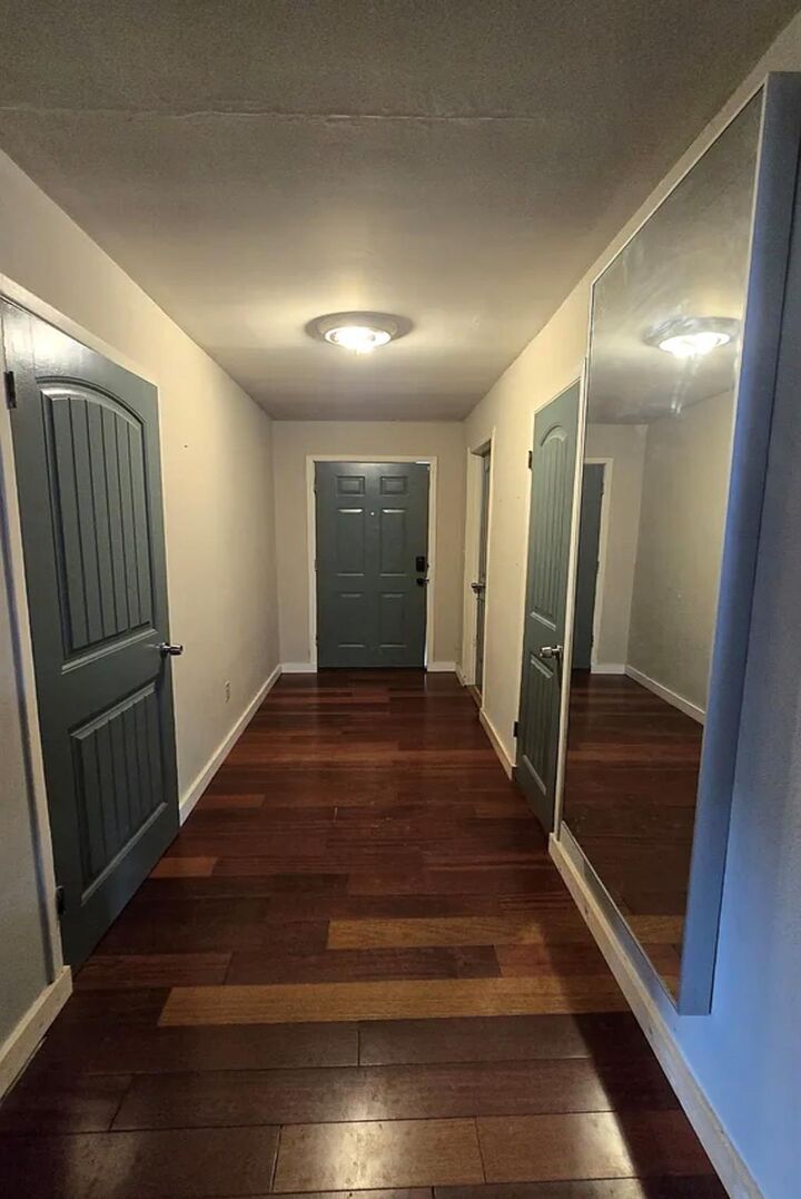 Property Photo:  117 Dresden B  TX 77012 