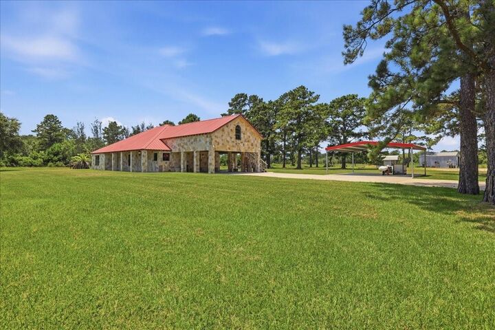 Property Photo:  13480 Craigen Road  TX 77705 