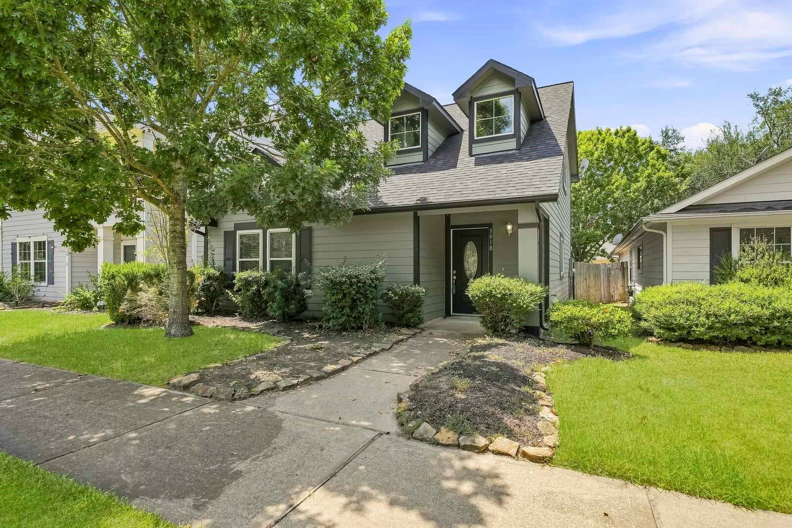 Property Photo: 3918 Federal Lane TX 77459