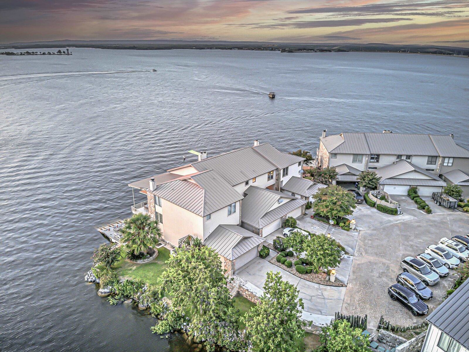 Property Photo:  616 Horseshoe Bay North Boulevard  TX 78657 