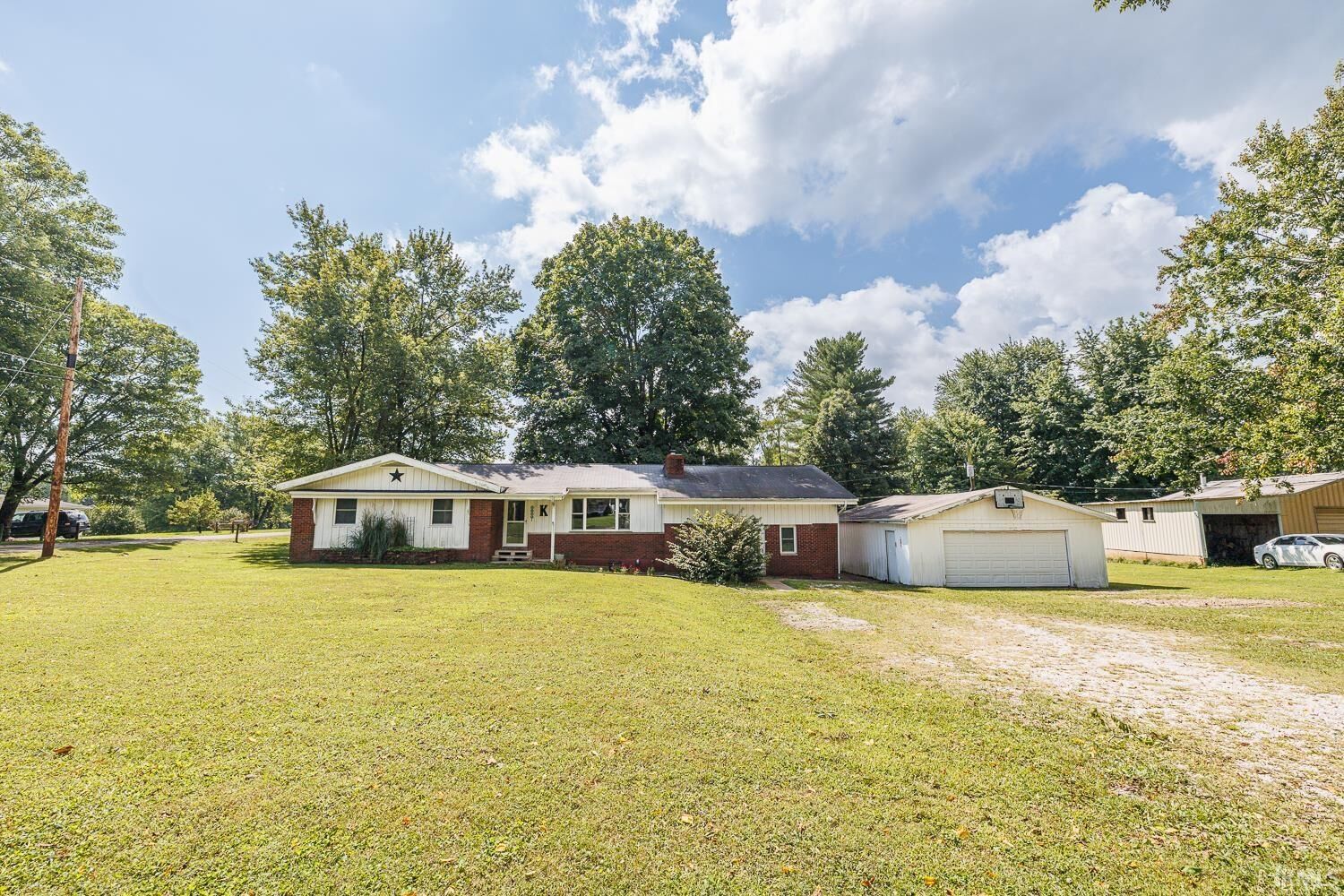 Property Photo: 1980 S Guthrie Road IN 47421