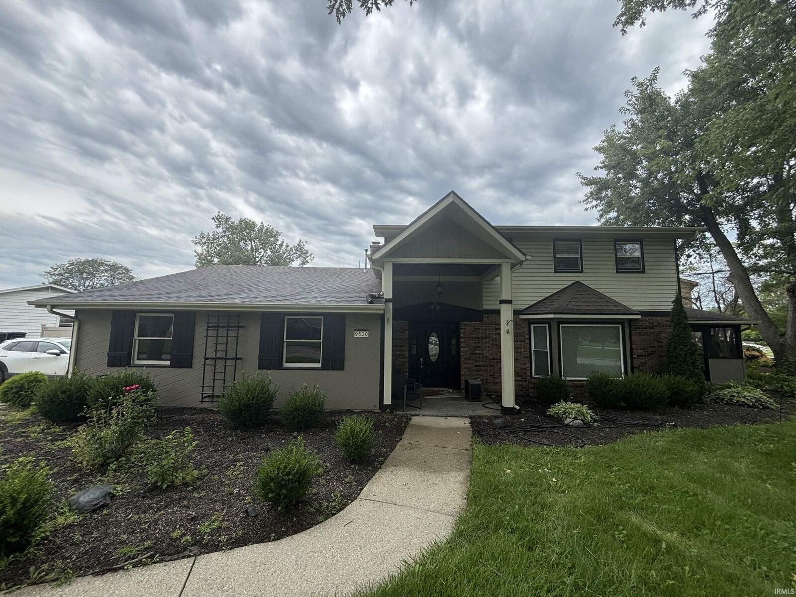 Property Photo: 9520 Spurwood Court IN 46804