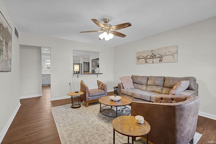 Property Photo: 225 Indian Trail IN 47715
