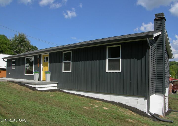 Property Photo: 1502 Shadowood Drive TN 37803