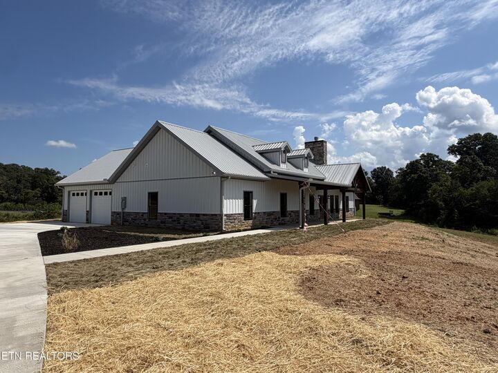 Property Photo: 1280 Old Asheville Hwy TN 37821