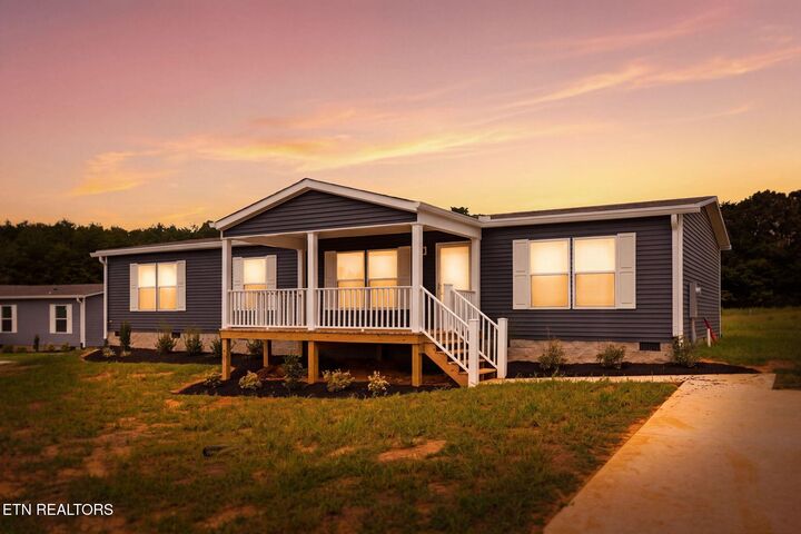Property Photo: 443 County Road 784A TN 37331
