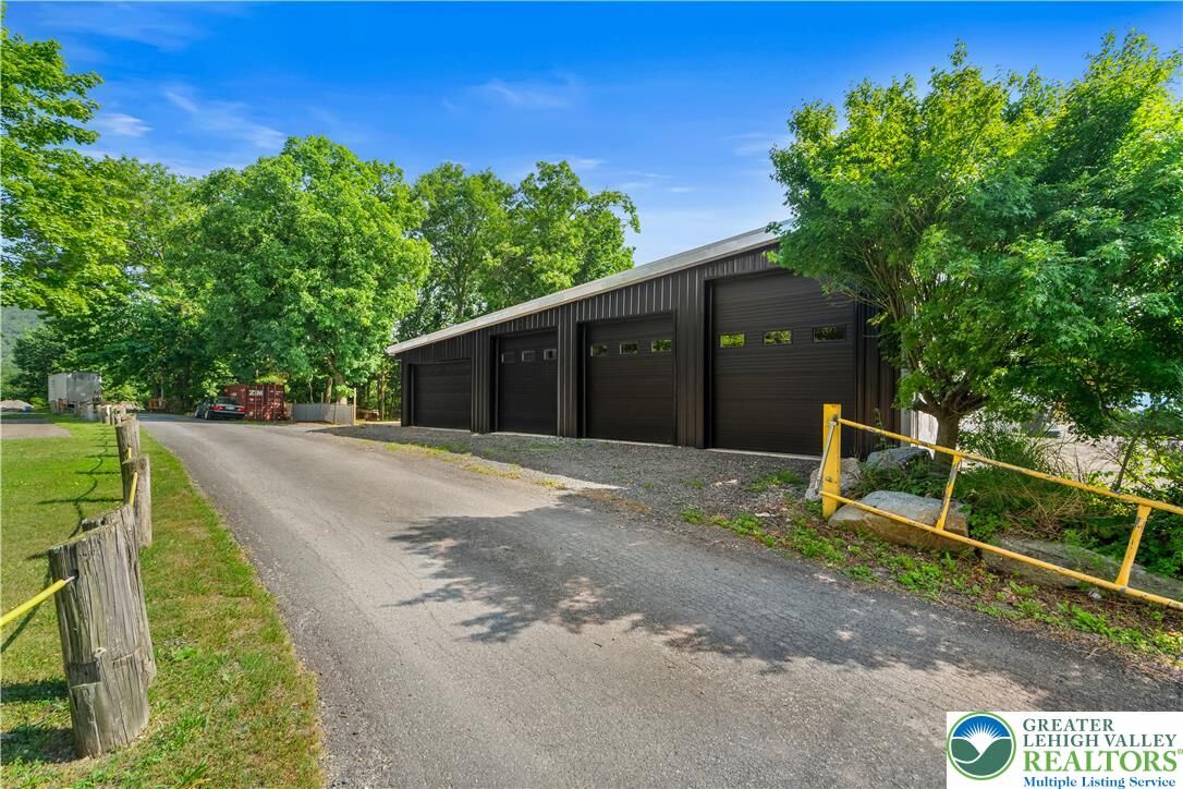 Property Photo:  830 Fern Street  PA 18229 