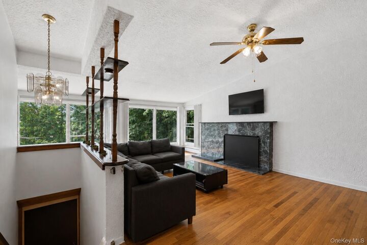 Property Photo:  25 Chatham Terrace  NY 10710 