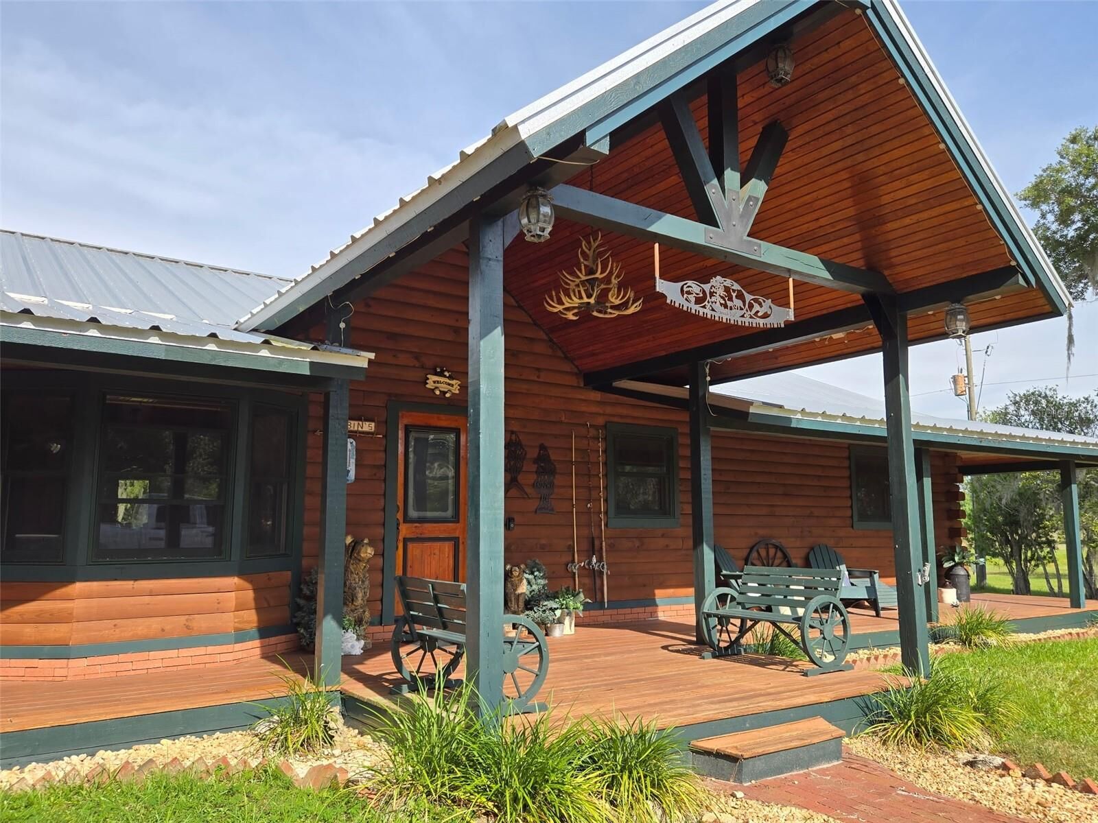 Property Photo:  15190 Leeann Road  FL 34240 