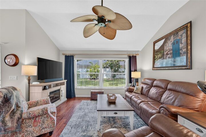 Property Photo: 3132 Beaver Pond Trail FL 33596