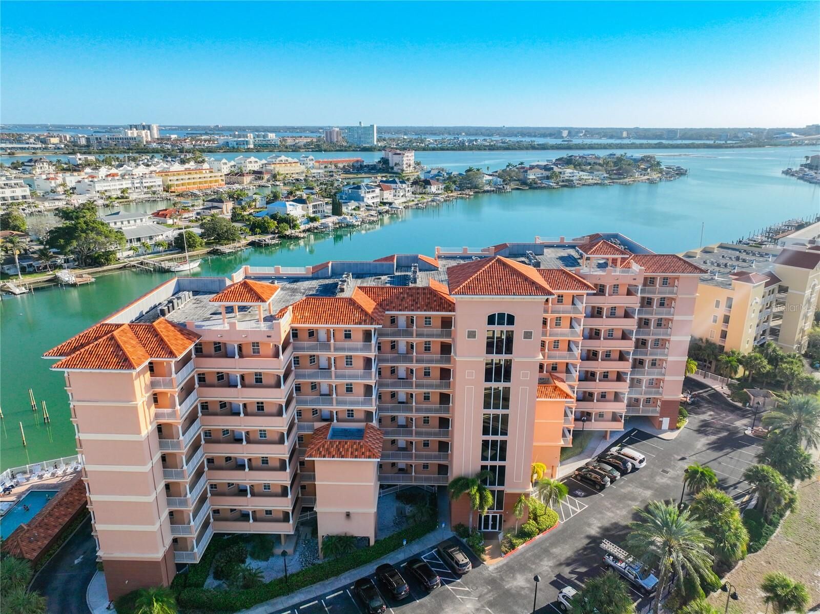 Property Photo:  530 S Gulfview Boulevard 500  FL 33767 