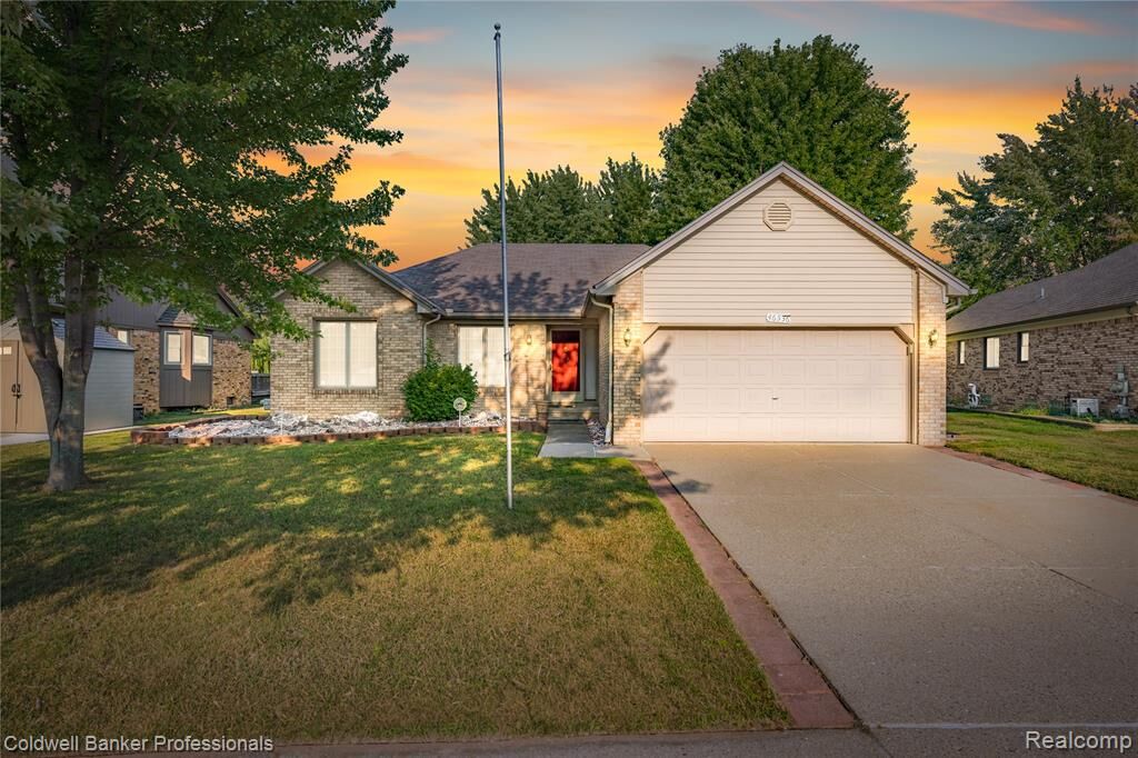 Property Photo:  46536 Fox Run Drive  MI 48044 3457 