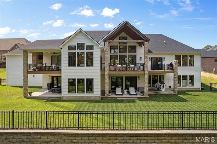 Property Photo: 142 Kingfisher Court MO 63701