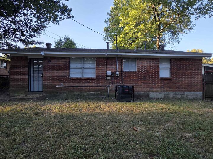 Property Photo:  2282 Arlene Ave  TN 38127 