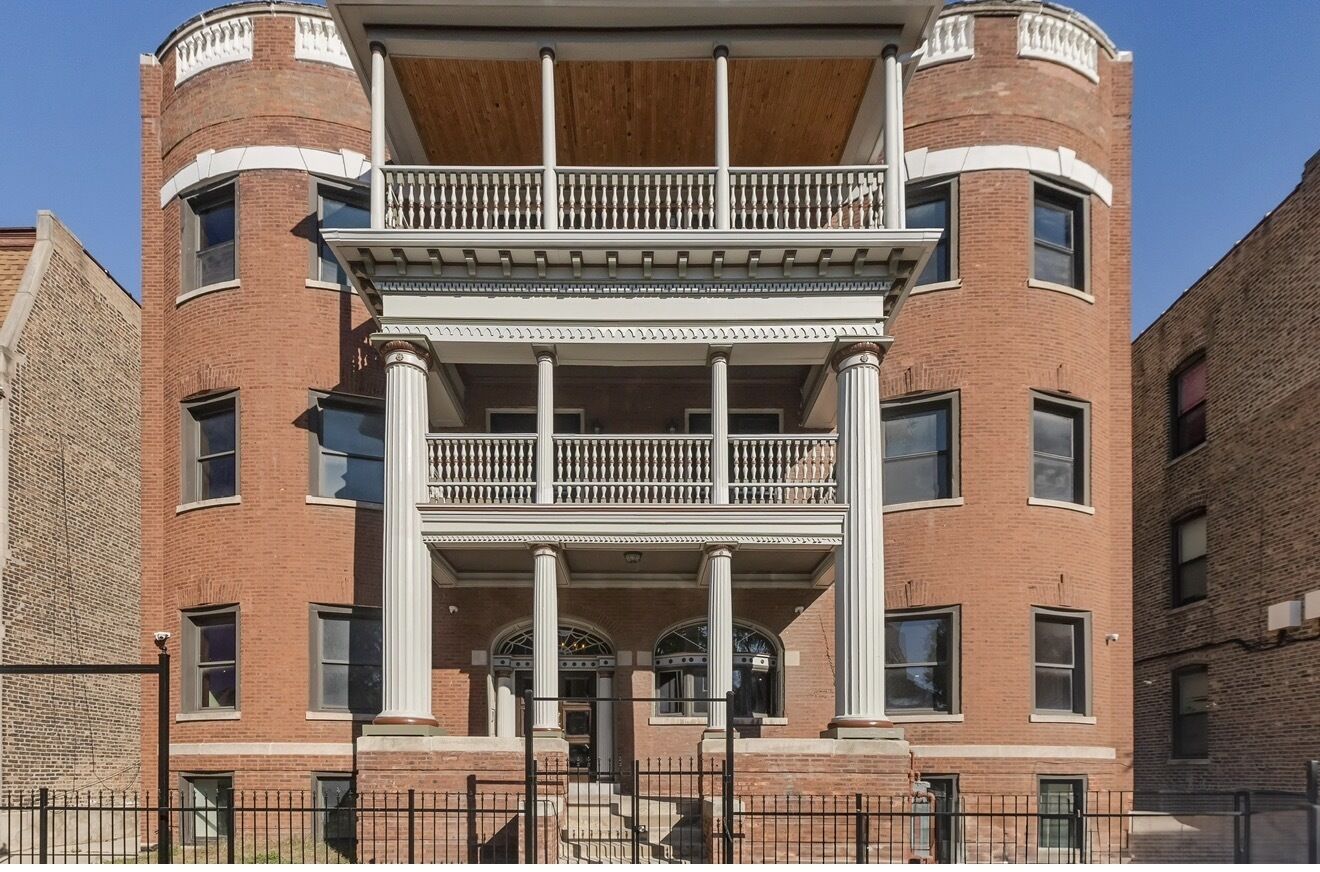 Property Photo:  442 E 48th Street 3W  IL 60615 