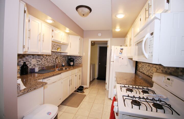Property Photo: 15 Marywood Lane C IL 60440