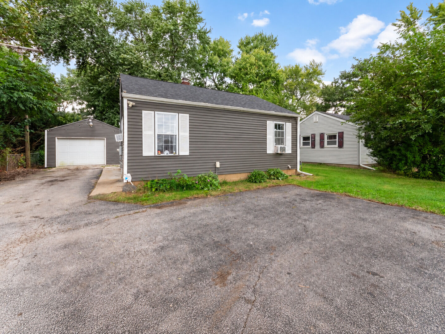 Property Photo:  9S836 State Route 47  IL 60554 