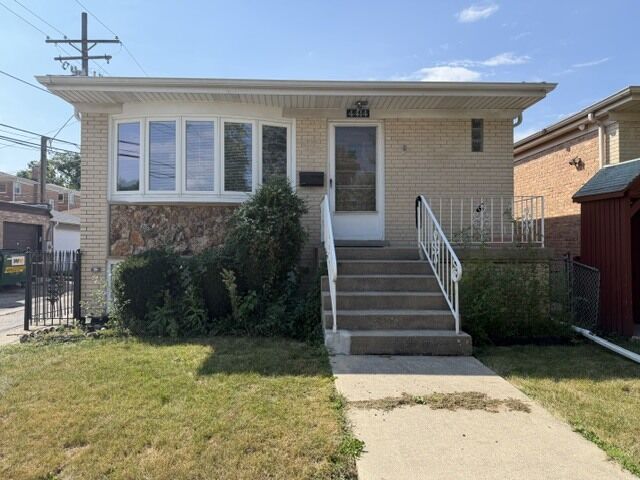 Property Photo: 4414 N Nagle Avenue IL 60706