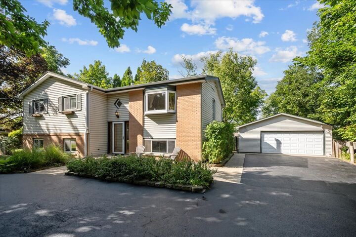 Property Photo: 711 Quassey Avenue IL 60044