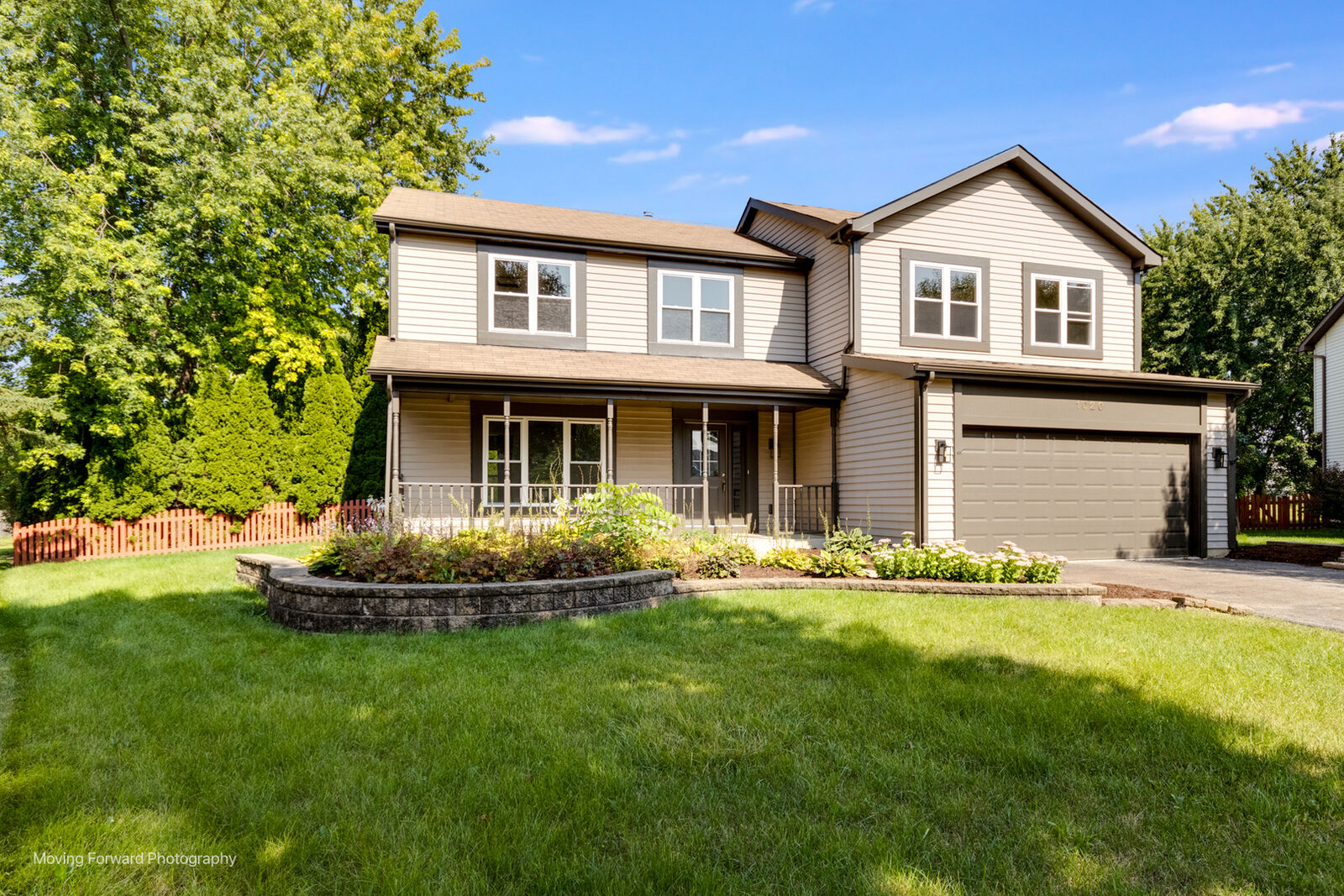 Property Photo: 1020 Prairie View Court IL 60563