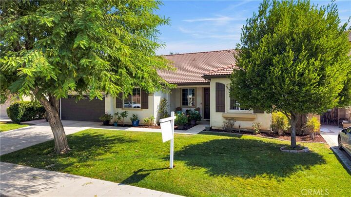 Property Photo:  26673 N Fork  CA 92586 