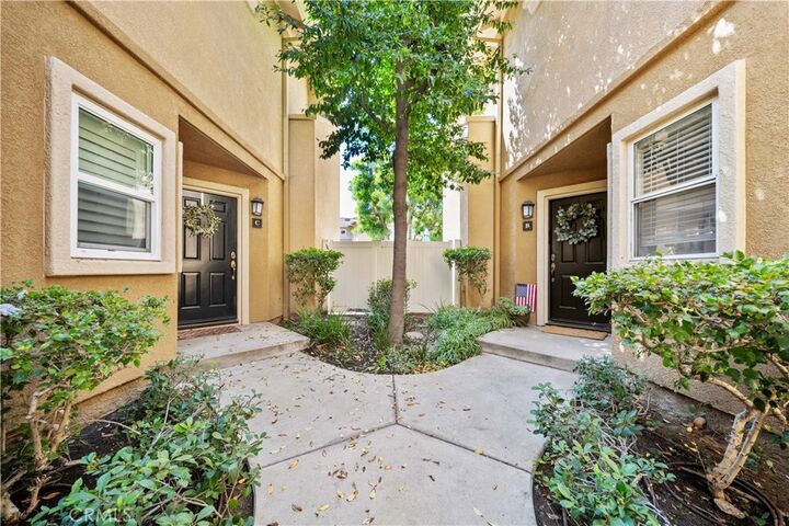 Property Photo:  5020 E Piccadilly Place B  CA 92867 