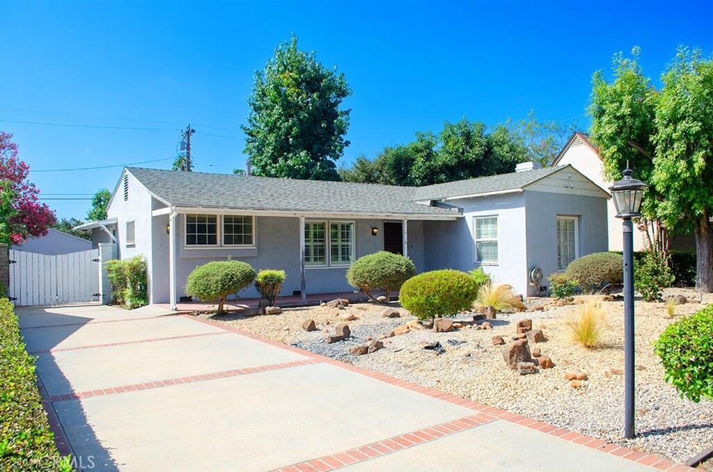 Property Photo: 3344 Thorndale Road CA 91107