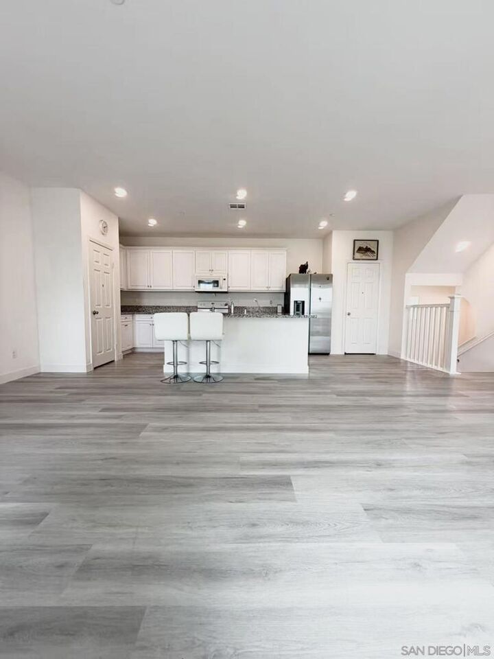 Property Photo:  367 Fitzpatrick Road 101  CA 92069 