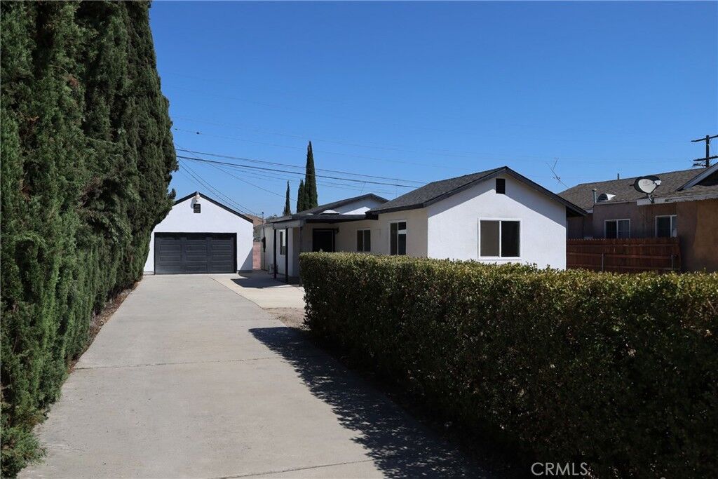 Property Photo: 742 Simmons CA 90022