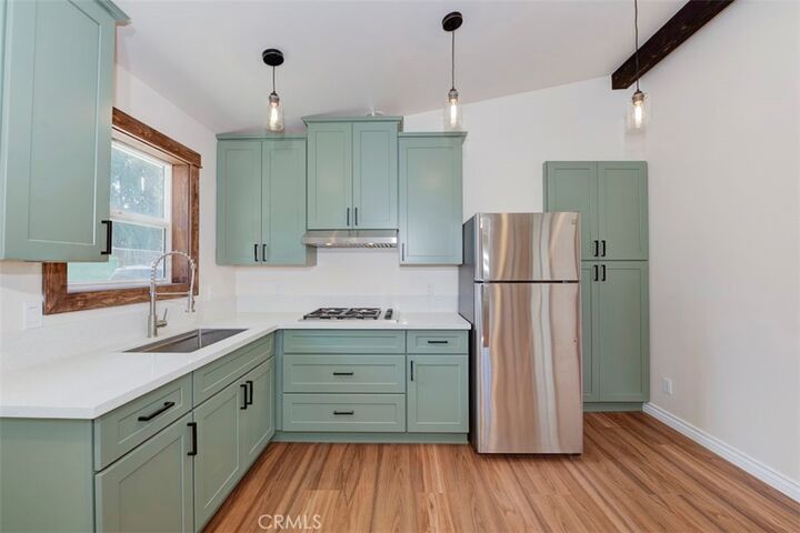 Property Photo:  1474 E 110th  CA 90059 
