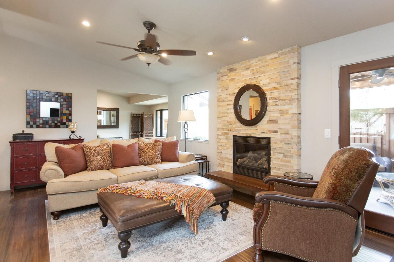 Property Photo:  668 Shadowview Court  CA 95382 