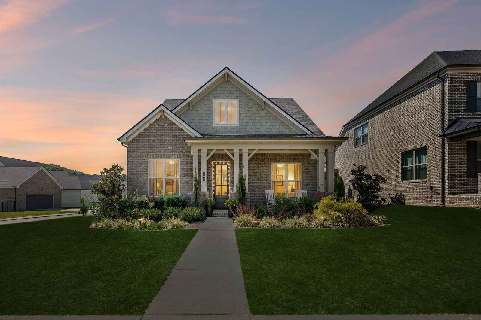 Property Photo:  102 Stonehaven Way  TN 37075 