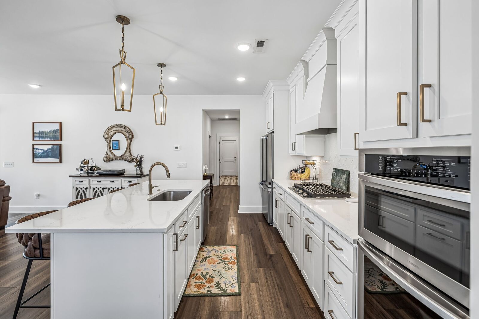 Property Photo:  102 Stonehaven Way  TN 37075 
