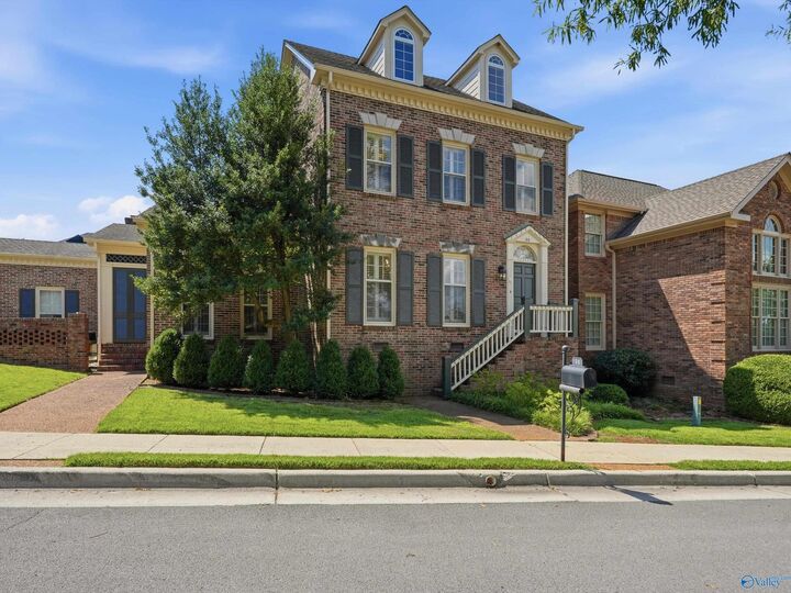 Property Photo:  58 Northampton Drive  AL 35801 