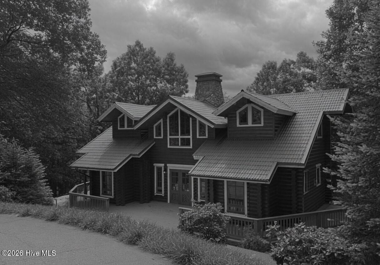Property Photo:  214 Cross Creek Trail  NC 28771 