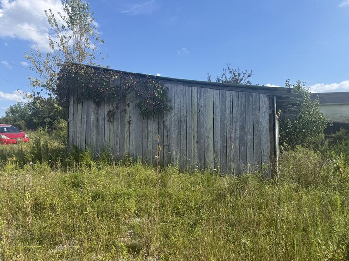 Property Photo:  64 Conroy Lane  KY 41040 