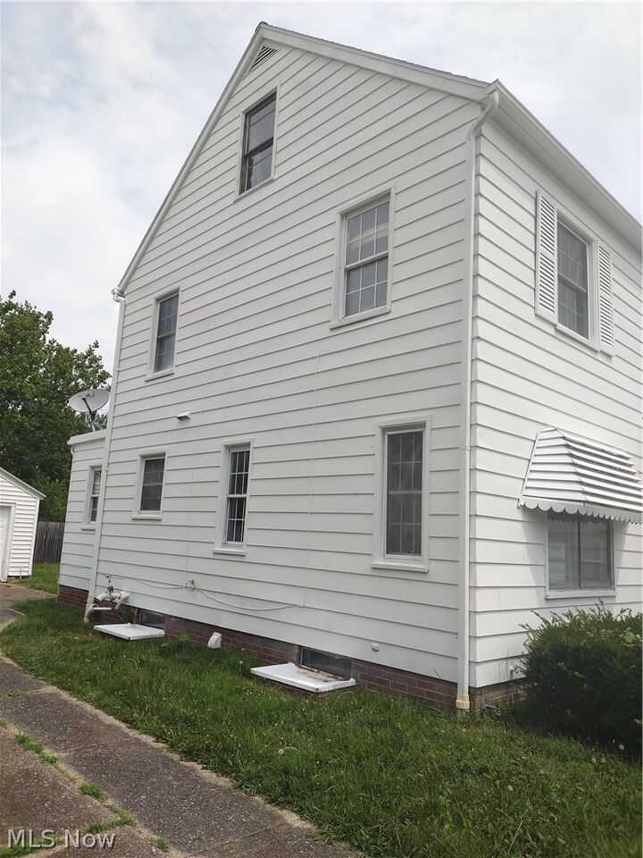 Property Photo: 3251 Cleveland Boulevard OH 44052