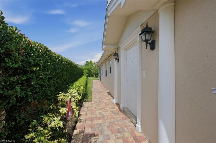 Property Photo:  7405 Emilia Ln  FL 34114 