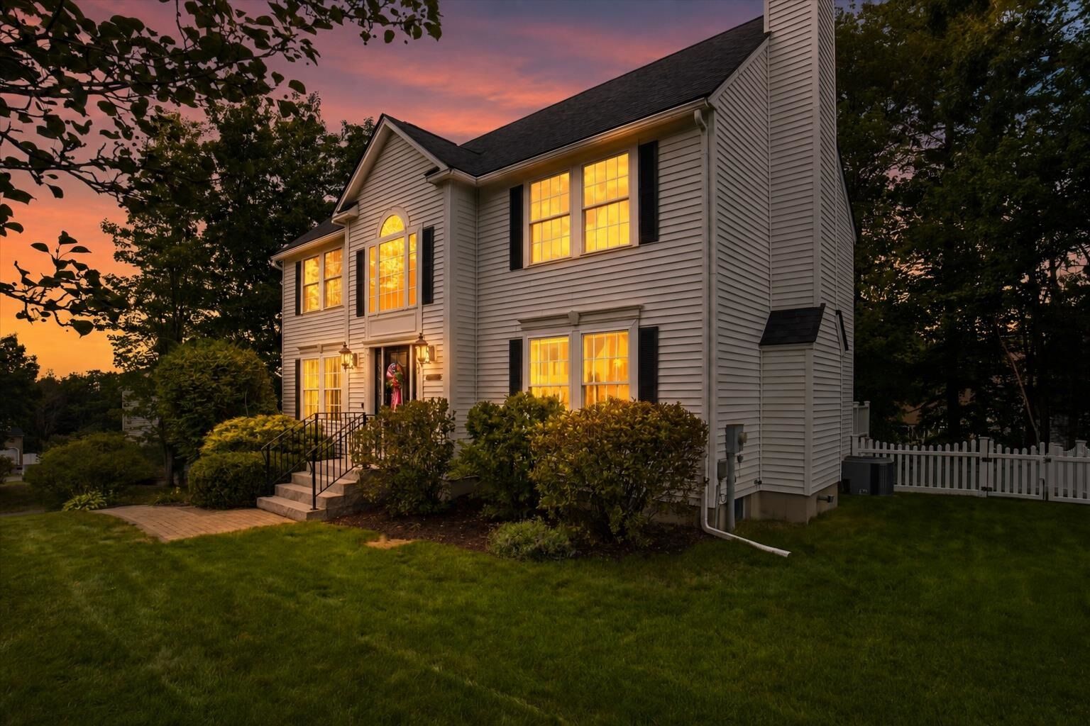 Property Photo:  22 Virginia Court  NH 03106 