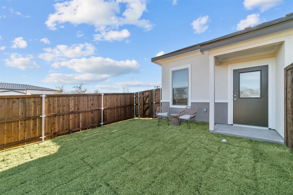 Property Photo: 1223 Saffira TX 75071