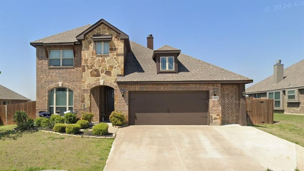 Property Photo: 1903 Maplewood Drive TX 75154