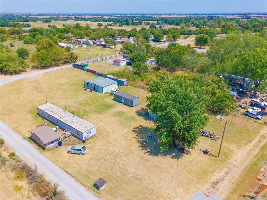 Property Photo:  467 County Road 1398  OK 73018 