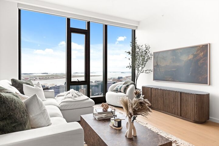 Property Photo:  682 Atlantic Ave 39L  MA 02111 